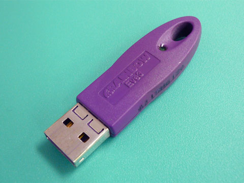 ドングル（USBポート用）